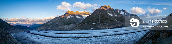 Panoramic view of Aletsch glacier