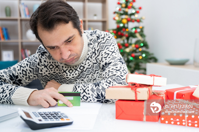 Man tapped out and without money for christmas gifts