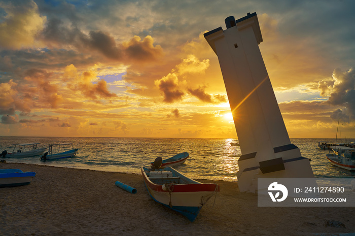 Puerto Morelos sunset bent lighthouse Mexico