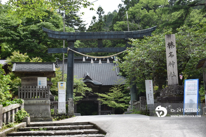 日本　群馬のパワースポット　榛名神社　夏の風景