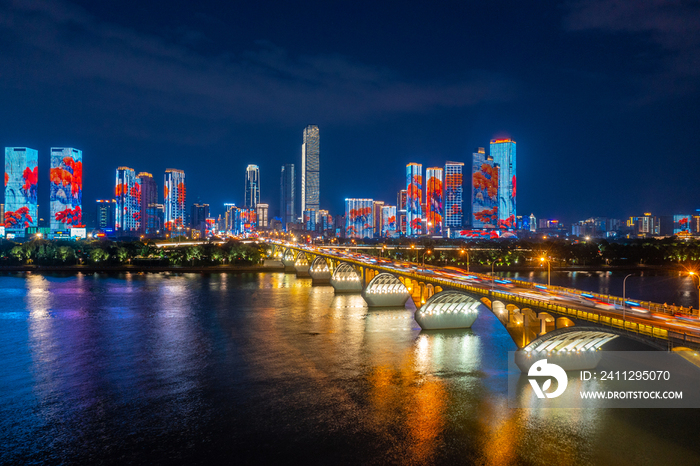 航拍长沙橘子洲大桥湘江沿岸城市夜景风光