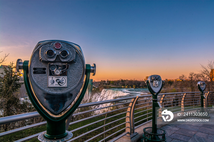 Niagara Falls coin operated binoculars