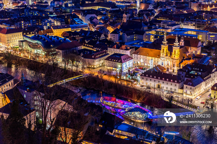 Graz in der Nacht - Sicht von Schlossberg aus