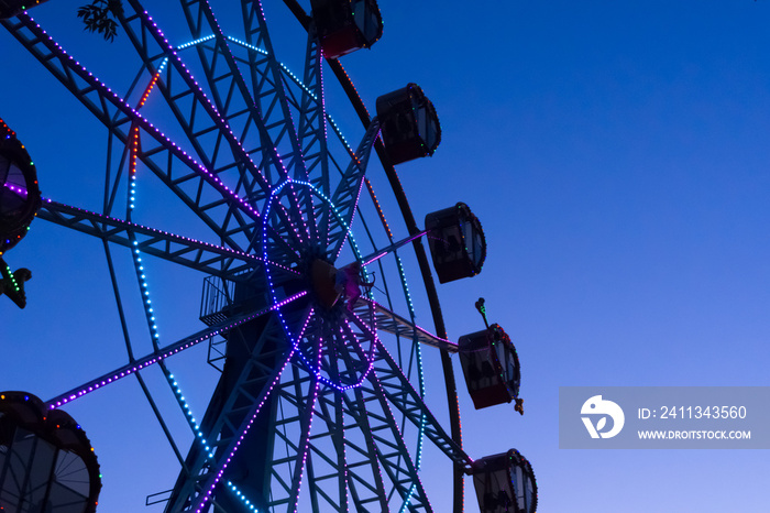 ferris wheel at night