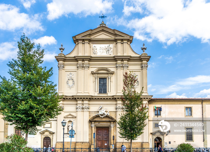 Neoclassical-style façade of the Dominican basilica of San Marco, originally built in the 12th century, where the painter Fra Angelico and Savonarola lived, in Florence city center, Tuscany, Italy