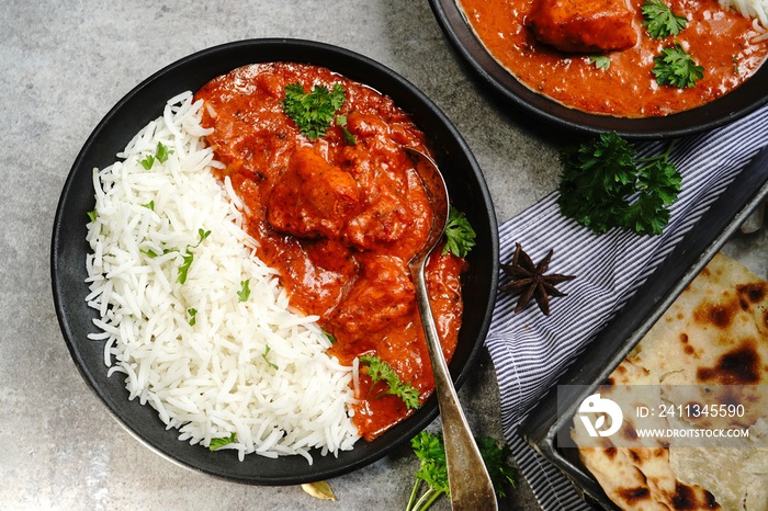 Creamy Butter Chicken/Murgh Makhani served with Roti and Basmati rice