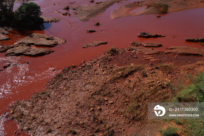 The Red River of Nickel Mines, Cuba