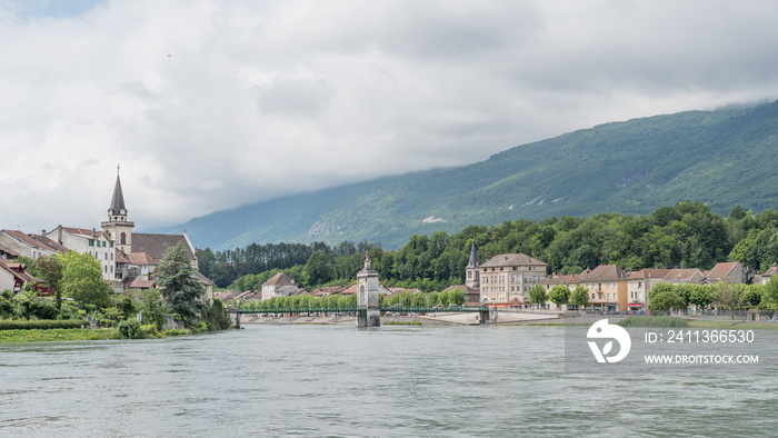 Ville de Seyssel en haute Savoie