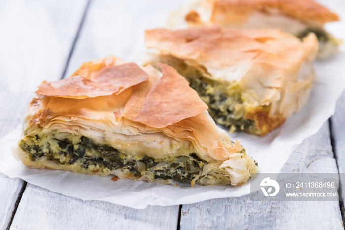 Phyllo pastry spinach pie