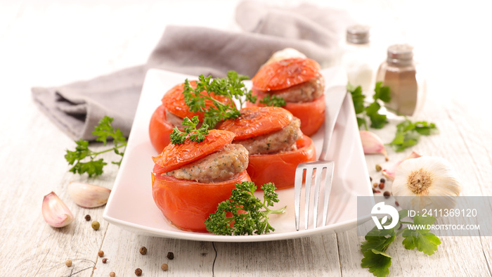 stuffed tomato with minced beef