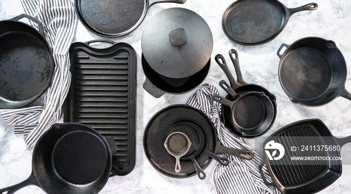 Cast iron frying pan