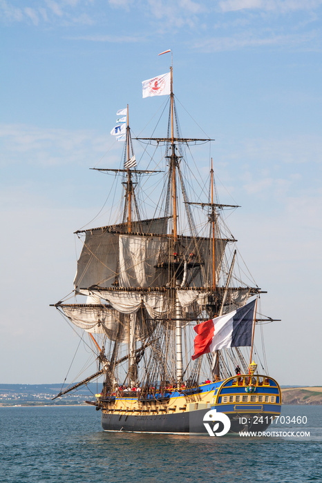 L’Hermione en Baie de Douarnenez, Finistère,  Bretagne