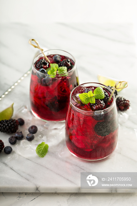 Summer berry drink with lime