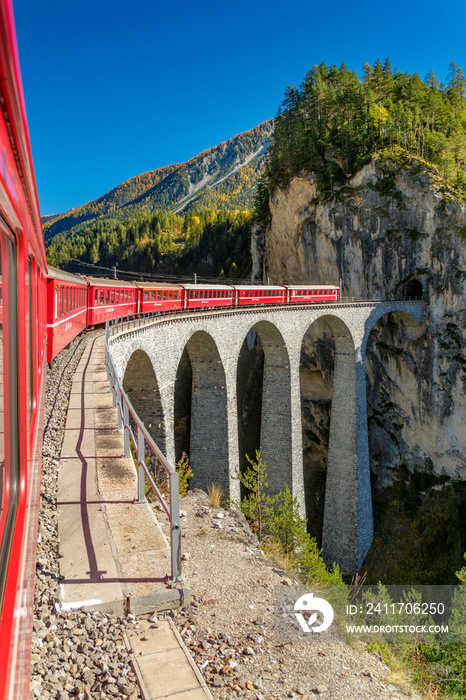 Landwasserviadukt der Rhätischen Bahn, Schweiz