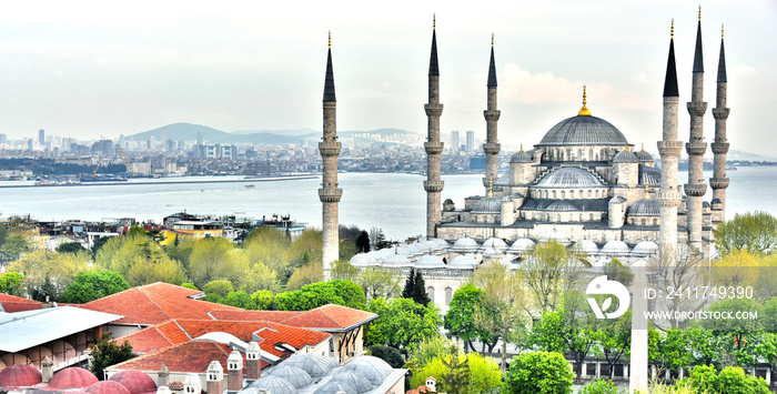 Sultan Ahmed Mosque or Blue Mosque in Istanbul, Turkey