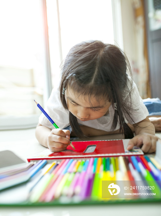 chidren color pencil drawing in home living room