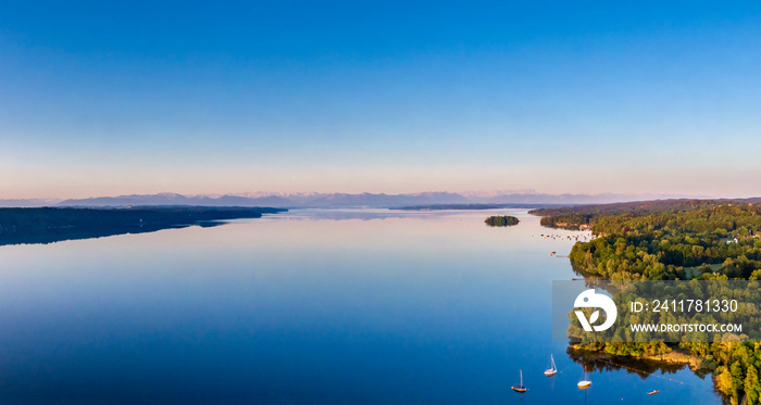 Starnberger See bei Possenhofen, Bayern, Deutschland