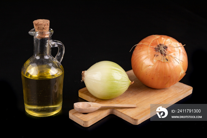 Onion syrup for colds and flu. A natural drug that kills respiratory viruses and bacteria.