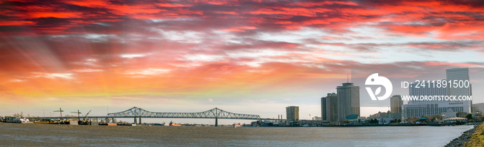 New Orleans sunset on the Mississippi River