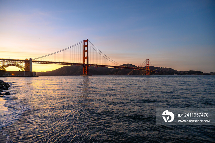 golden gate bridge