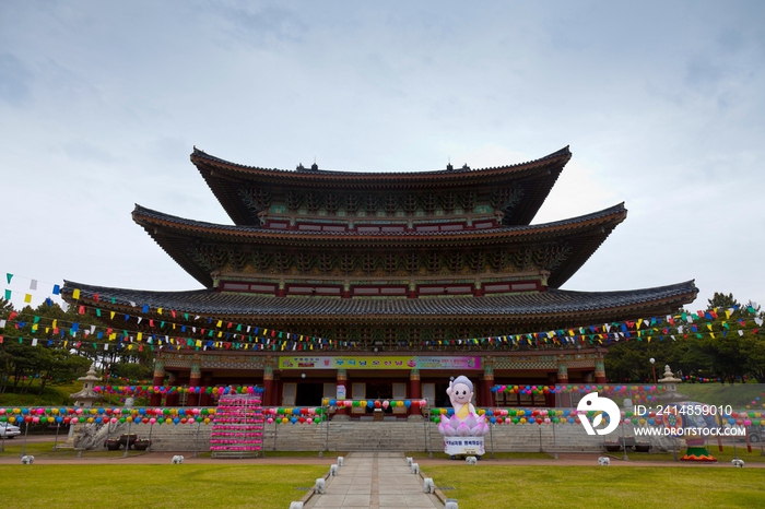 韩国济州岛药泉寺大光明殿