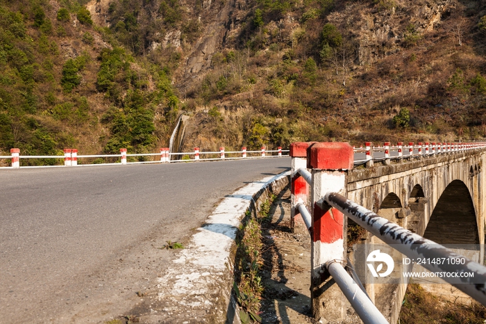 山区公路