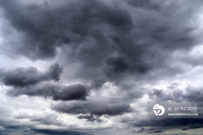 Almost unreal dark cloud formations right before a thunderstorm