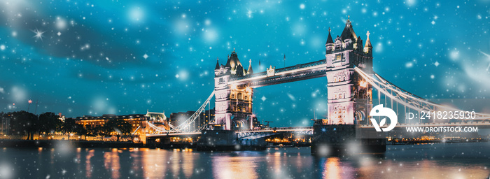 heavy snowfall over Tower Bridge  winter in London