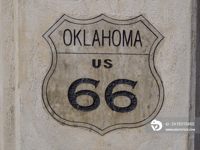 俄克拉荷马州塔尔萨市著名的66号公路标志