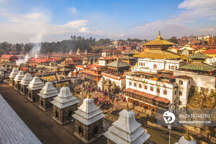 尼泊尔加德满都巴格马蒂河边的帕舒帕提纳特神庙