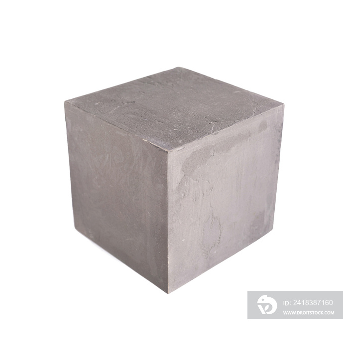 白色背景上隔离的混凝土立方体或水泥砖