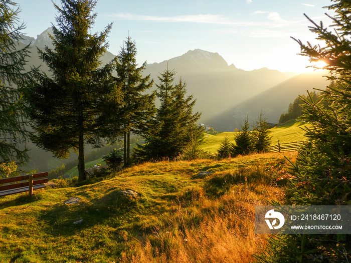 Herbstlicht在den Alpen