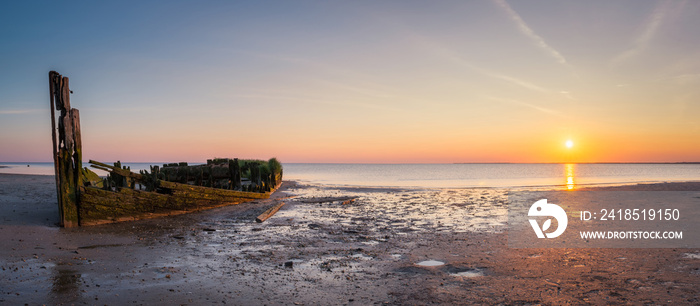 Panorama of a shipwreck in New Jersey 