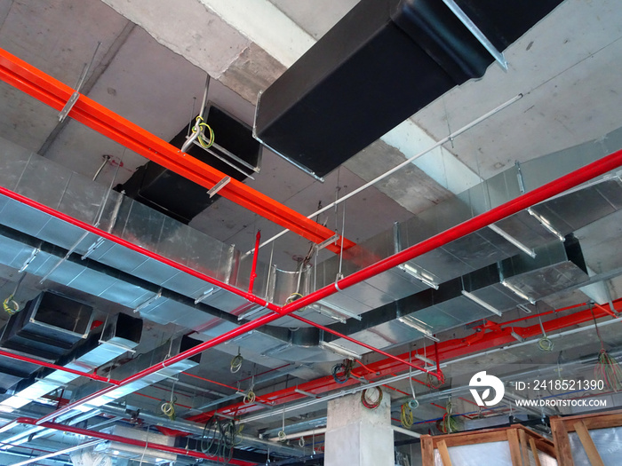 Air condition duct and other services above ceiling level coordinated and installed by construction 