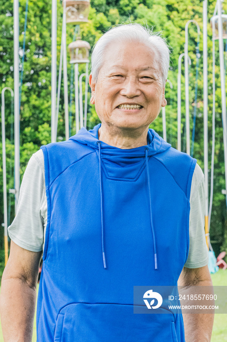 An active aging elderly who is a bird collector