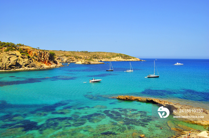 Cala Xarraca，伊比沙岛，Islas Baleares，西班牙(欧洲)