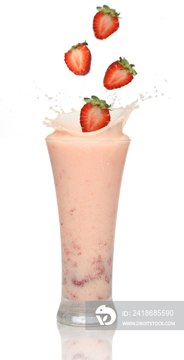 strawberry smoothie with splash