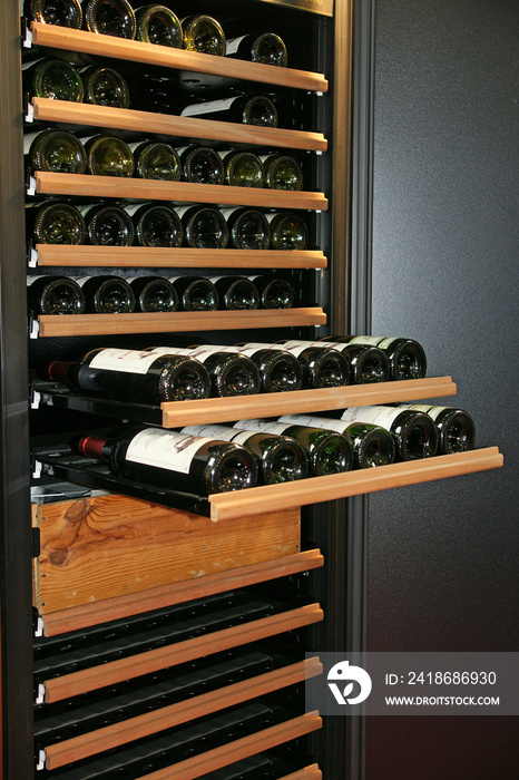 大衣柜，一辆vin