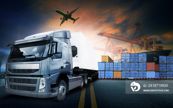 集装箱卡车、港口船舶和运输货运飞机