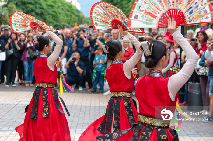 Korean dancers