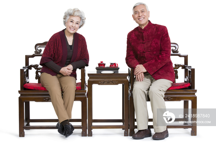 老年夫妇和明式家具