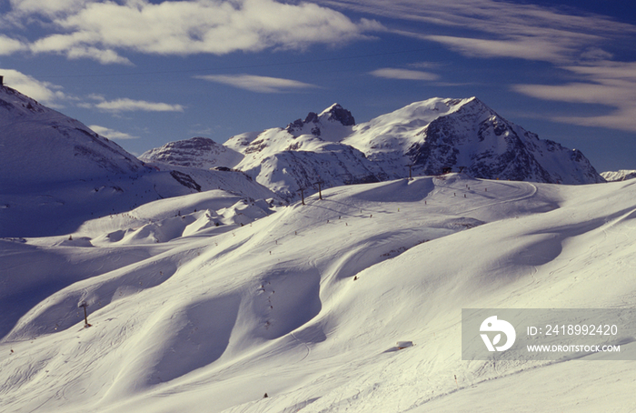 Austria, Voralberg, panoramic view of the mountains and Lech ski area