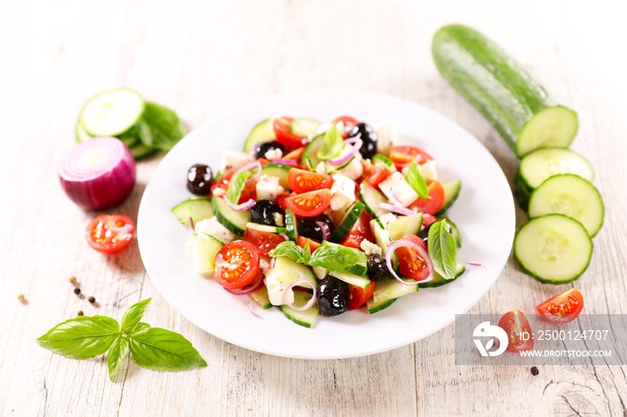 greek salad with feta cheese