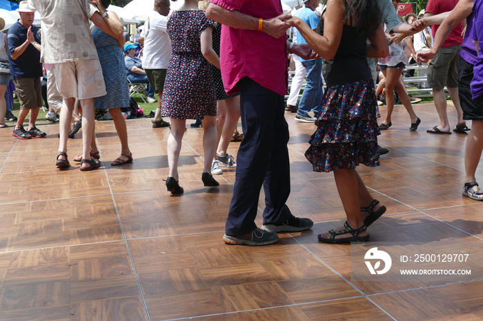 Dancers enjoy cajun zydeco music