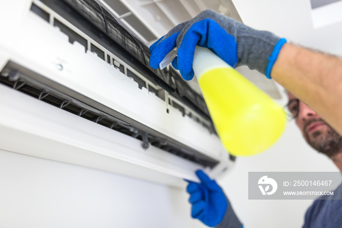 Aircondition service and maintenance, fixing AC unit and cleaning the filters.