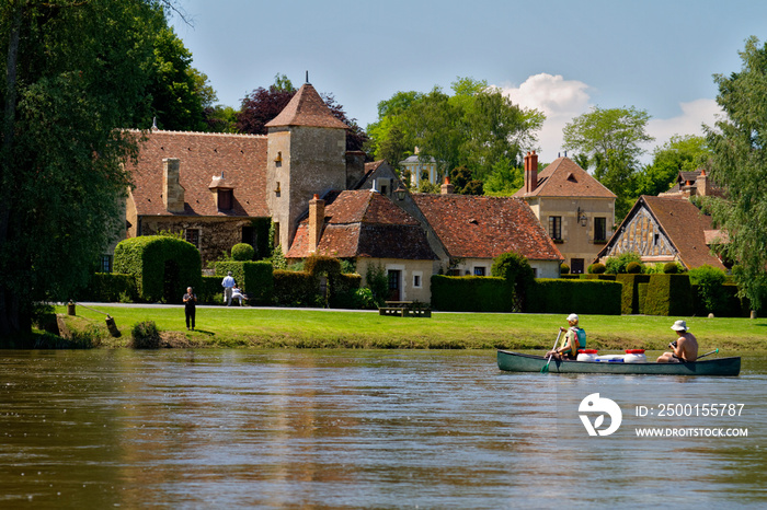 Apremont-sur-Allier village in France