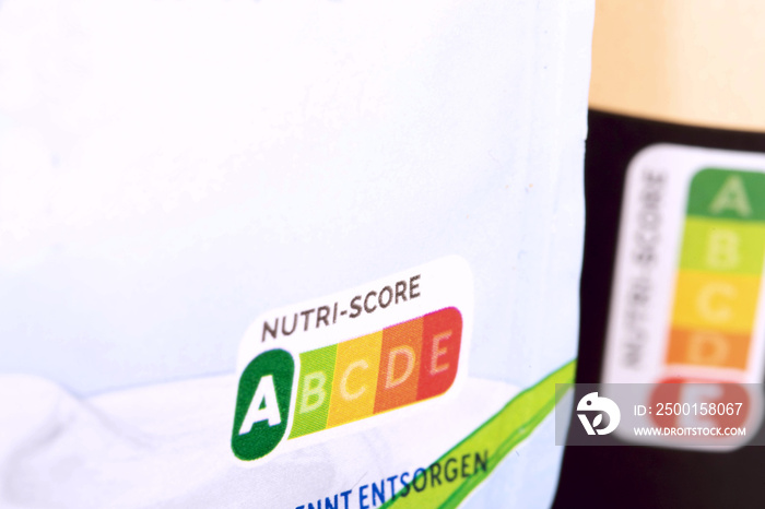 Lebensmittel und Angaben zu Nährwertkennzeichnung Nutri Score