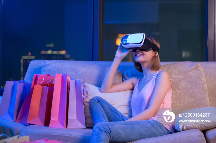 woman shopping with VR headset