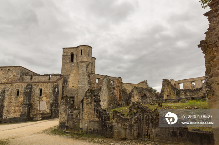 oradour sur glane, oradour, village, martyr, memory, massacre, souvenir, war, history, old, nazis, city, street, second  world war,  world war, second, ruin, ruins, haute vienne, german, limousin, fra