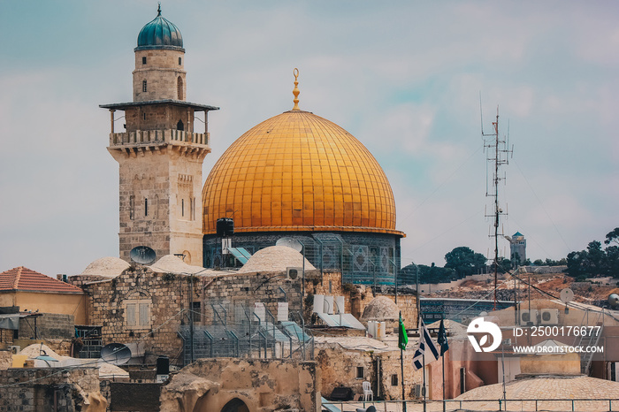 Dome of the Rock Jerusalem, Palestine at old city roof view